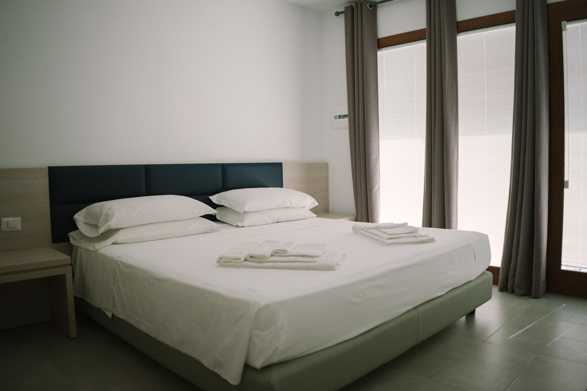 Blue Bay Aparthotel Cefalù Εξωτερικό φωτογραφία